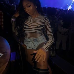 Meet your Posher, Aja